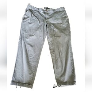 GAP Women's Blue/White Striped Khakis  Cropped Skinny Boyfriend Pants 12 Reg